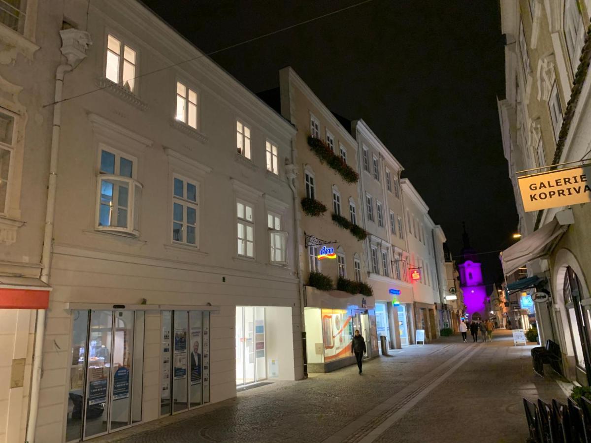 Penthouse Maxfux Direkt In Der Fussgaengerzone 130M2 Apartment Krems an der Donau Exterior foto
